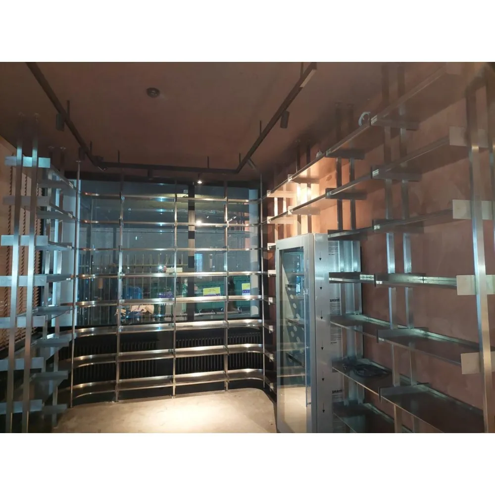 Modern Drink Display Rack