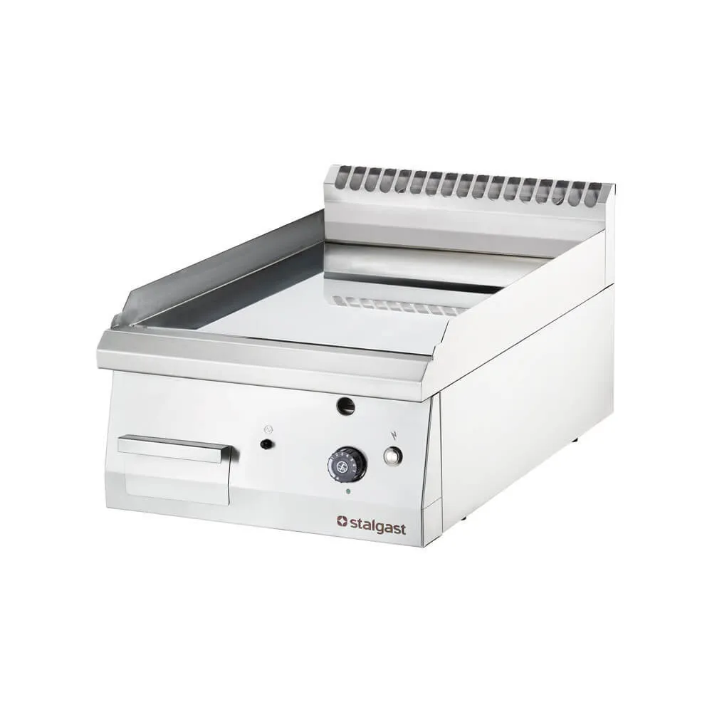 Heavy-Duty 6.5kW Countertop Gas Grill with Ribbed Finish Heavy-Duty 6.5kW Countertop Gas Grill with Ribbed Finish