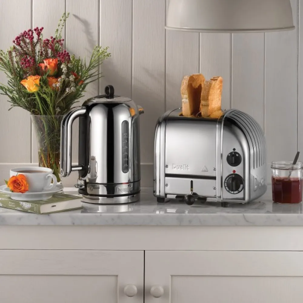 Sleek 1.7L Electric Kettle for Modern Kitchens