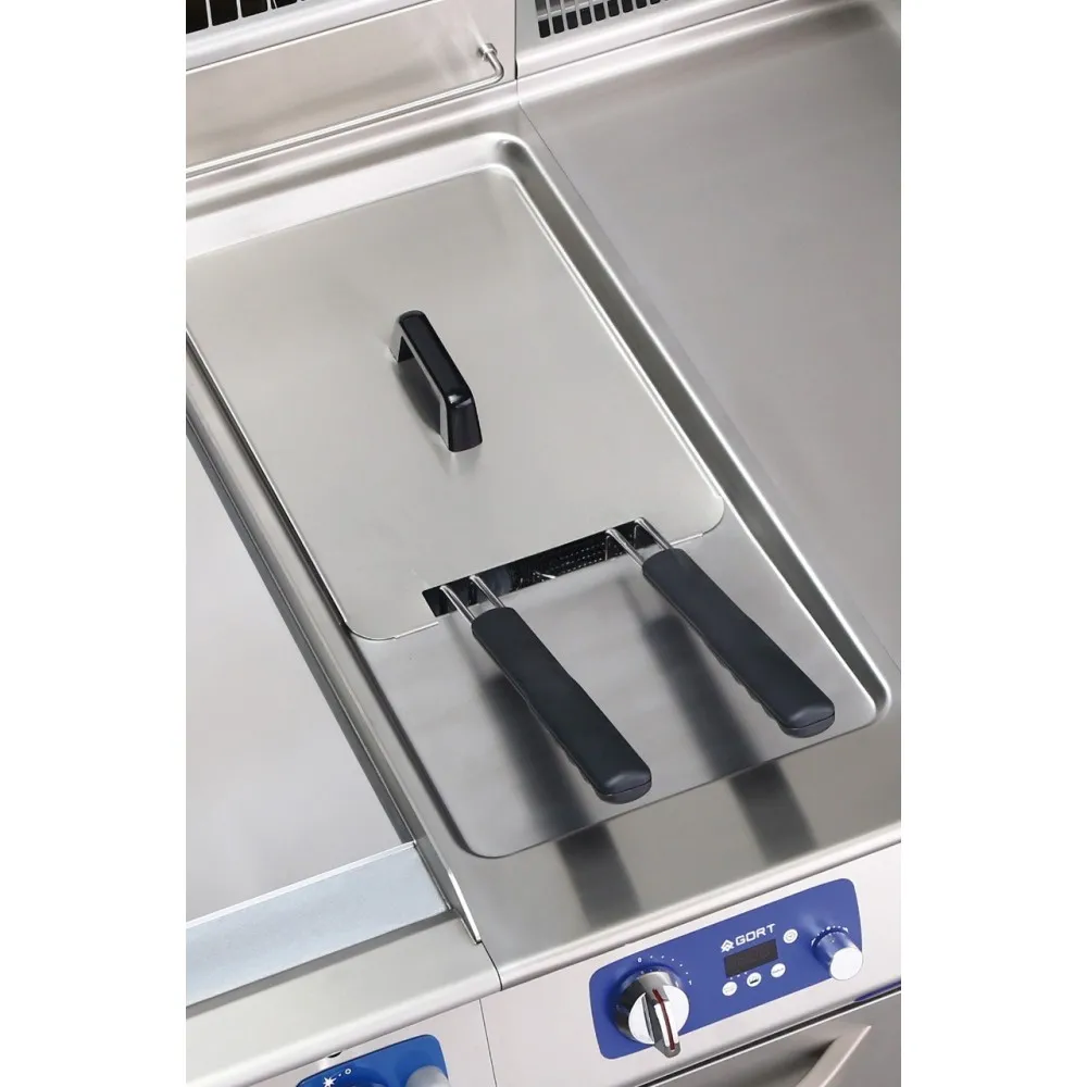 Commercial Gas Fryer with Cold Zone and Digital Controls