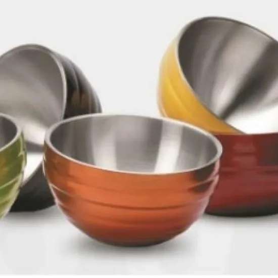 Showcases serving dish