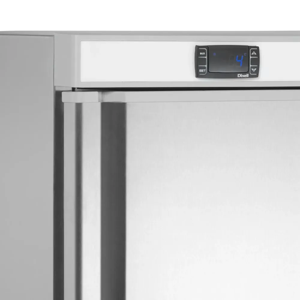 Komfortabls 1 Durvju Ledusskapis UR400X1