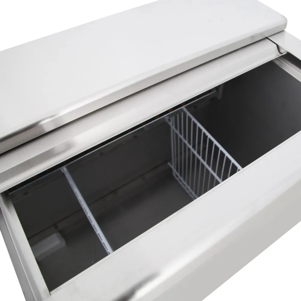 Compact Beverage Chest Cooler BHC100X1