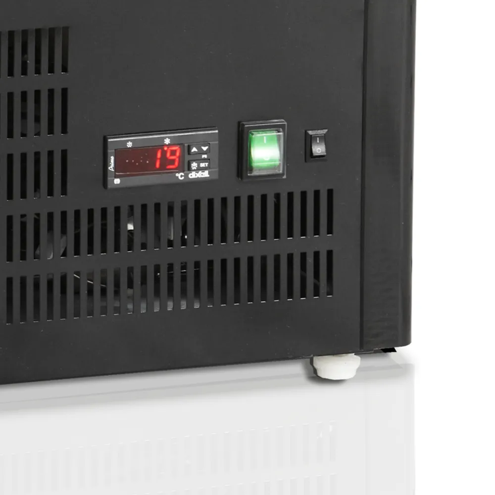 Šaldymo vitrina UPD80-BLACK